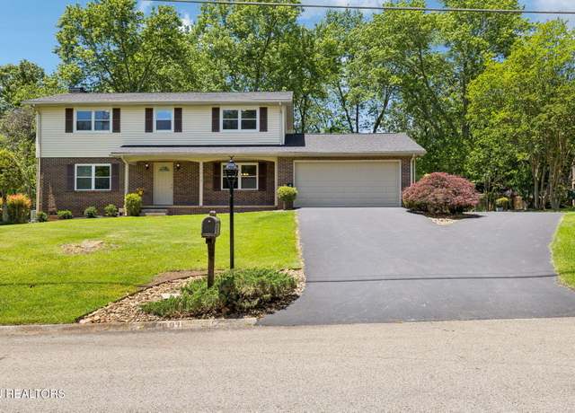 Property at 1009 Brantley Dr, Knoxville, TN 37923, 4 beds, 3 baths