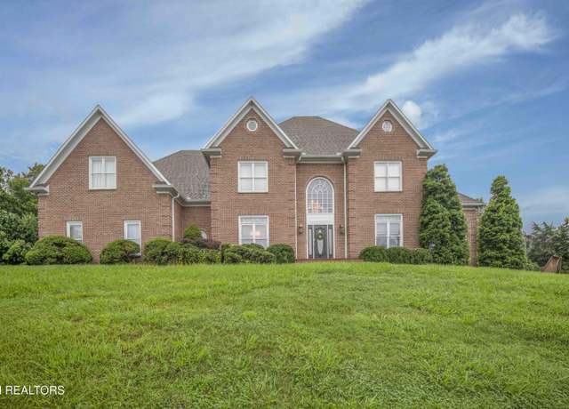 Property at 7601 Harrisburg Ct, Knoxville, TN 37909, 5 beds, 4.5 baths