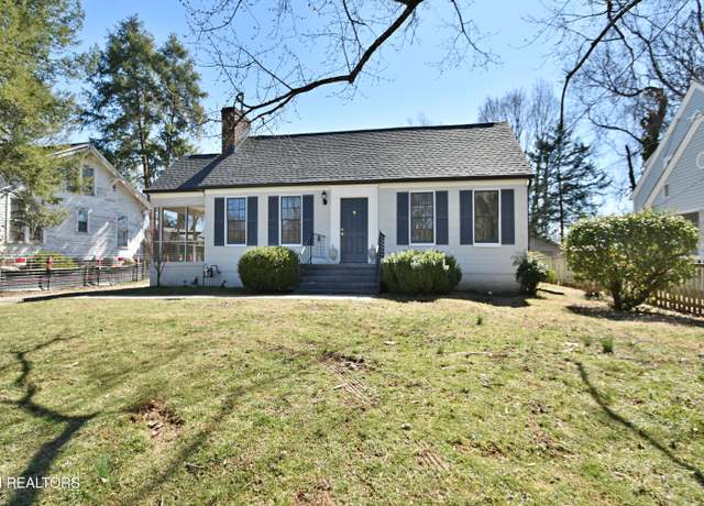 Property at 2622 Fairmont Blvd, Knoxville, TN 37917, 2 beds, 2 baths