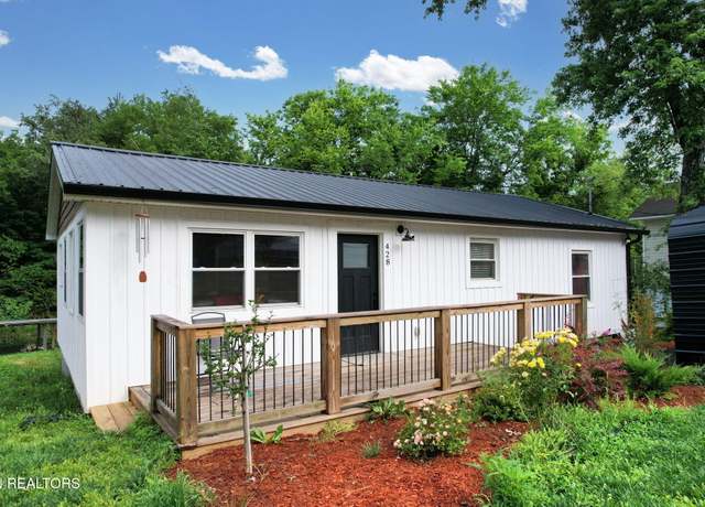 Property at 428 Old Chattanooga Pike, Cleveland, TN 37311, 2 beds, 2 baths