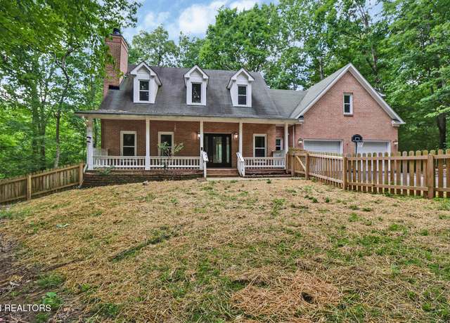 Property at 110 Lakecrest Ln, Oak Ridge, TN 37830, 3 beds, 3.5 baths
