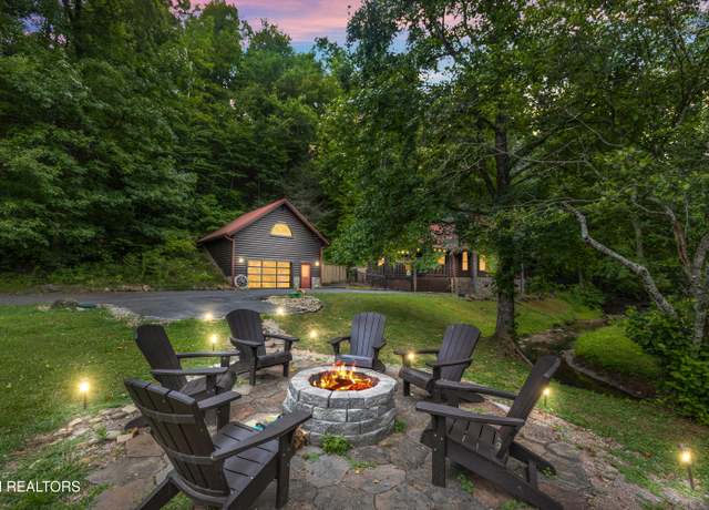 Property at 2609 Cedar Falls Way, Sevierville, TN 37862, 2 beds, 3 baths