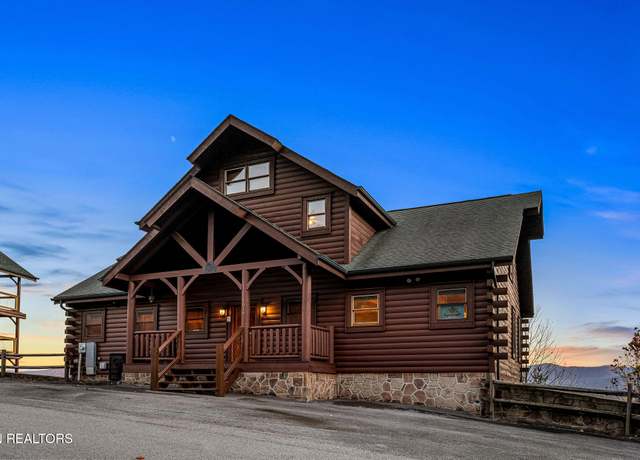 Property at 3014 Hickory Lodge Dr, Sevierville, TN 37862, 4 beds, 3 baths