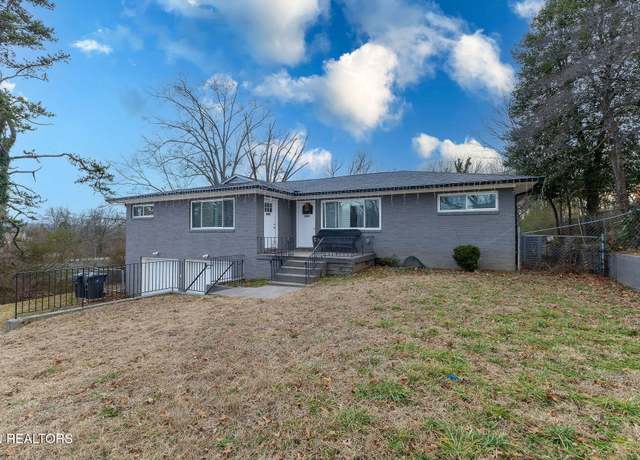 Property at 5507 5th St, Knoxville, TN 37918, 4 beds