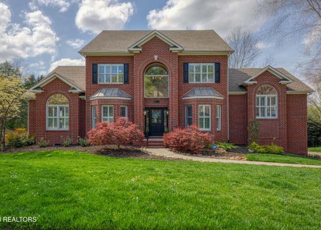 Property at 231 Gwinhurst Rd, Knoxville, TN 37934, 4 beds, 4.5 baths