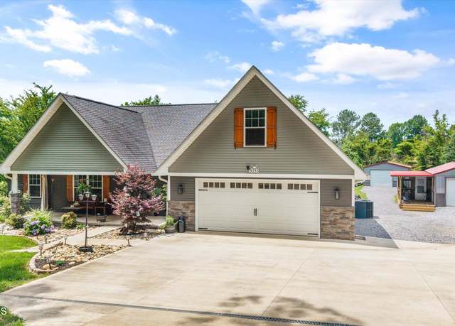 Property at 3033 Lazy River Ln, Sevierville, TN 37876, 3 beds, 3 baths