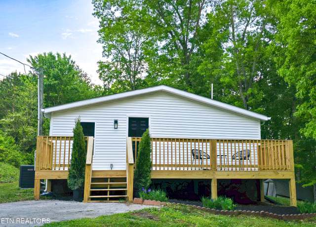 Property at 192 Cheynne Ln, Powell, TN 37849, 4 beds, 2 baths