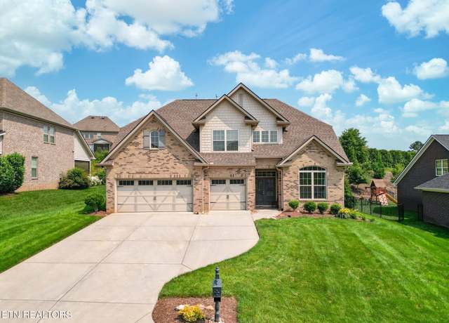 Property at 622 Witherspoon Ln, Farragut, TN 37934, 4 beds, 2.5 baths