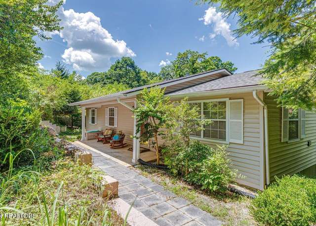 Property at 122 Shady Ln, Seymour, TN 37865, 3 beds, 3 baths
