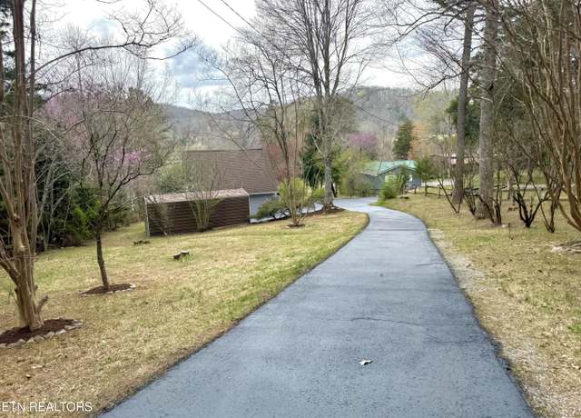 Property at 345 Old Leadmine Bend Rd, Sharps Chapel, TN 37866, 3 beds, 3 baths