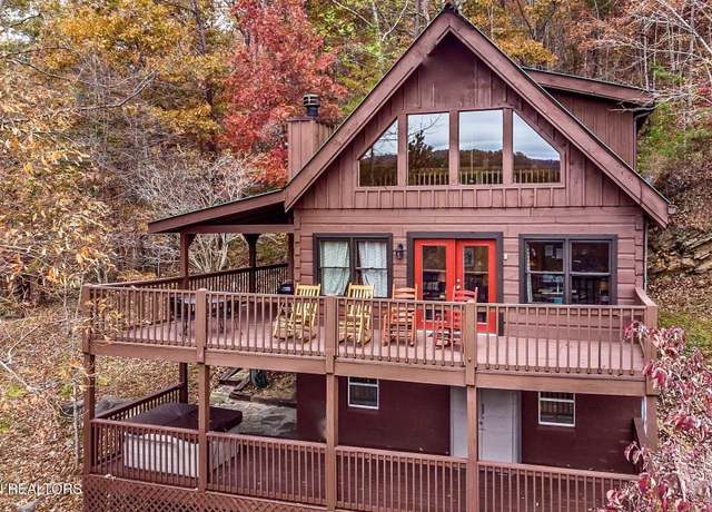 Property at 910 Laurel Lick Rd, Pigeon Forge, TN 37863, 2 beds, 2 baths