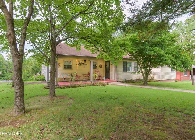 Property at 6111 Manchester Rd, Knoxville, TN 37920, 3 beds, 1.5 baths