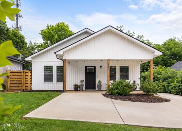 Property at 1016 Adams Ave, Knoxville, TN 37917, 3 beds, 2 baths