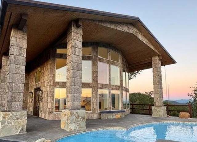 Property at 3661 Richardson Cove Rd, Sevierville, TN 37876, 3 beds, 3 baths