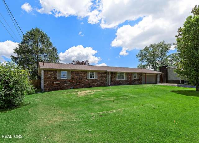 Property at 7432 Northampton Blvd, Knoxville, TN 37931, 3 beds, 2 baths