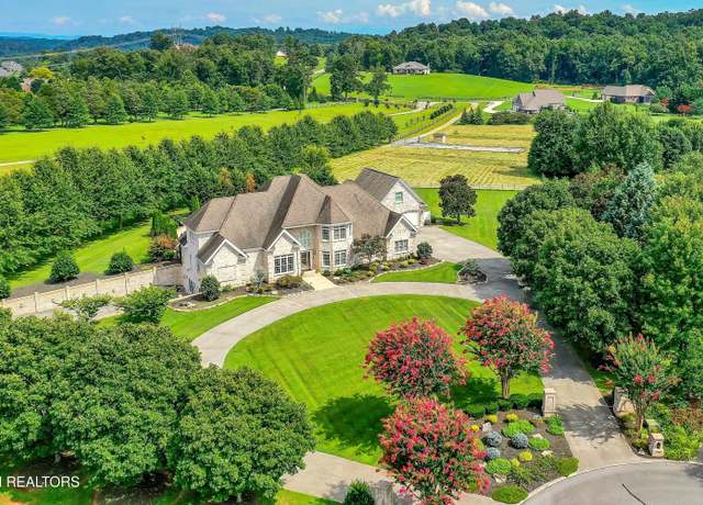 Property at 3930 Jackson Bend Dr, Louisville, TN 37777, 4 beds, 5 baths