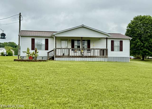 Property at 384 Whitaker Ln, Tazewell, TN 37879, 3 beds, 2 baths