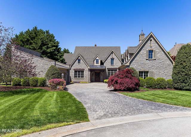 Property at 3774 Edgewater Way, Louisville, TN 37777, 4 beds, 4.5 baths