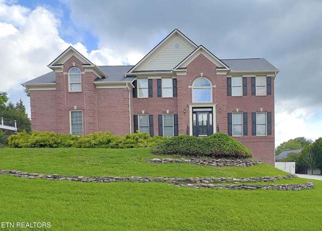 Property at 1854 Royal Harbor Dr, Knoxville, TN 37922, 5 beds, 3.5 baths