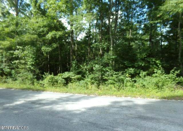 Property at 2405 White Horse Dr, Crossville, TN 38572