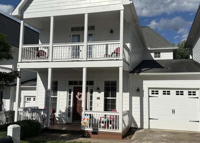 Property at 1101 Main St #19, Loudon, TN 37774, 3 beds, 3.5 baths