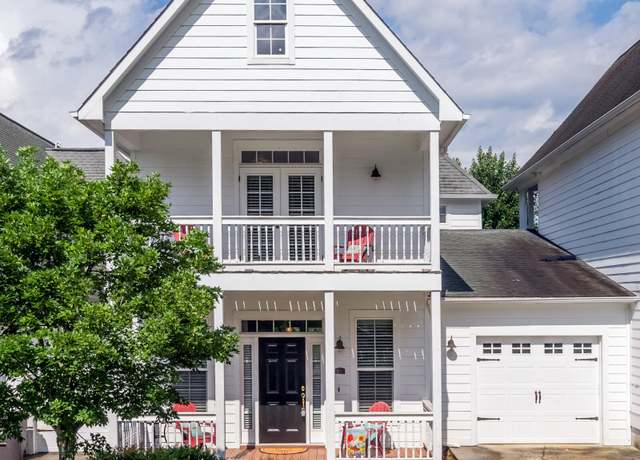 Property at 1101 Main St #19, Loudon, TN 37774, 3 beds, 3.5 baths