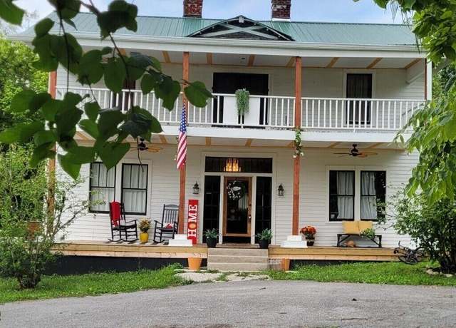 Property at 2175 Lone Mountain Rd, Tazewell, TN 37879, 4 beds, 1 bath