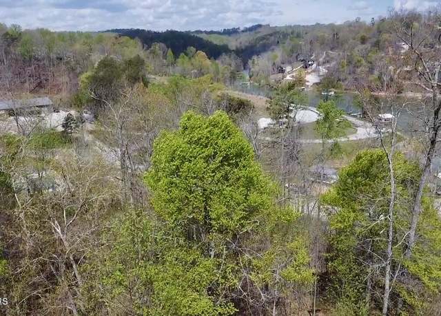 Property at 206 Waterside Ln, Lafollette, TN 37766