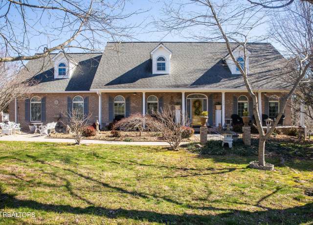 Property at 352 Rutherford Dr, New Tazewell, TN 37825, 5 beds, 3.5 baths