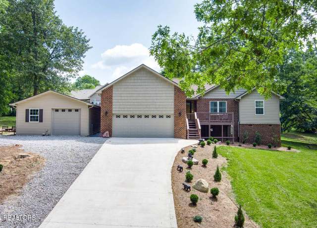 Property at 127 Iron Wood Cir, Crossville, TN 38571, 2 beds, 2 baths
