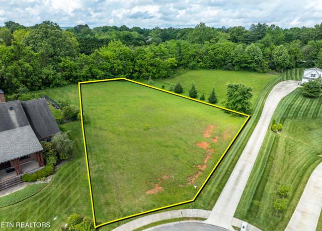 Property at 219 Emma Ross Ln, Maryville, TN 37803