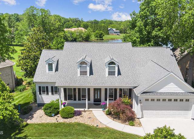 Property at 105 Gogeyi Trl, Vonore, TN 37885, 3 beds, 2.5 baths
