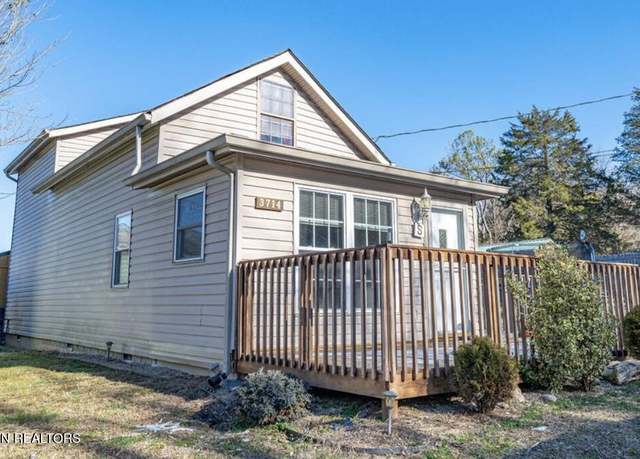 Property at 3714 Lake City Hwy Hwy, Rocky Top, TN 37769, 2 beds, 1 bath