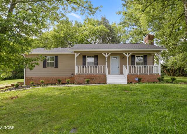 Property at 3404 Clayton Ct, Maryville, TN 37804, 3 beds, 2 baths