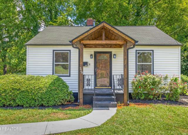 Property at 328 S Castle St, Knoxville, TN 37914, 2 beds, 1 bath