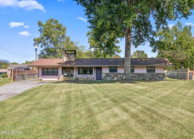 Property at 322 Park View Circle Cir, Pigeon Forge, TN 37863, 4 beds, 3 baths