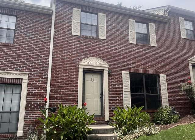 Property at 437 S South Gallaher View Rd #20, Knoxville, TN 37919, 2 beds, 2.5 baths