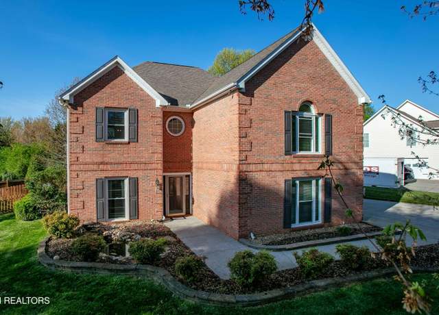 Property at 2336 Brighton Farms Blvd, Knoxville, TN 37932, 3 beds, 2.5 baths