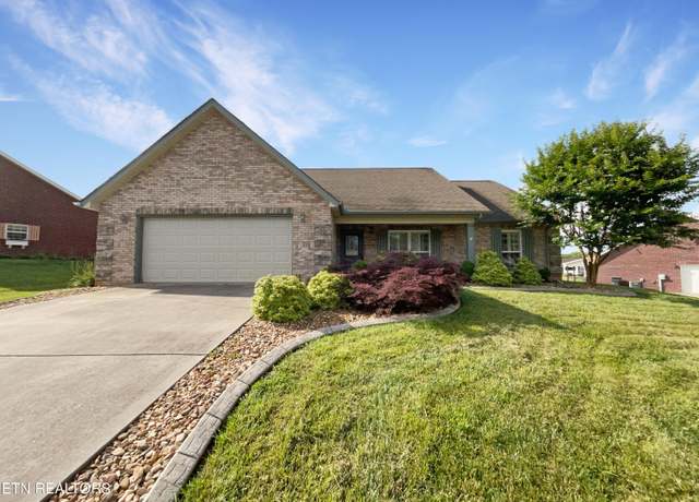 Property at 2113 Griffitts Mill Cir, Maryville, TN 37803, 3 beds, 2 baths