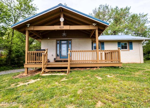 Property at 537 Wilson St, Newport, TN 37821, 4 beds, 2 baths