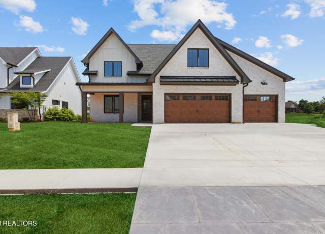 Property at 686 Ironwood Ln, Loudon, TN 37774, 4 beds, 4.5 baths