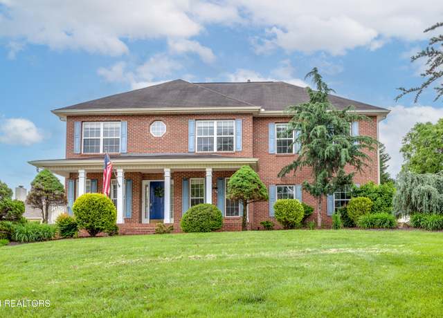 Property at 4913 Ivy Rose Dr, Knoxville, TN 37918, 4 beds, 2.5 baths