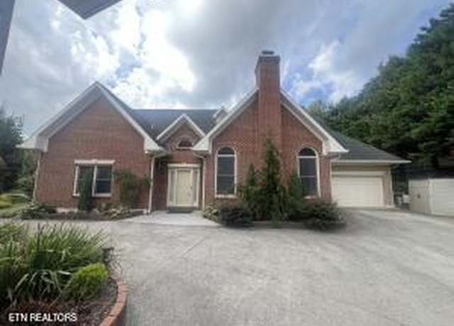 Property at 270 Fordham Way, Knoxville, TN 37934, 3 beds, 3.5 baths