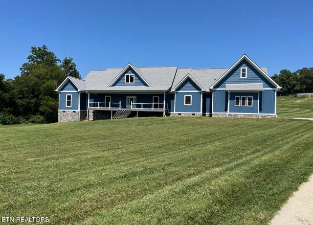 Property at 641 Zirkle Rd, Dandridge, TN 37725, 4 beds, 2.5 baths
