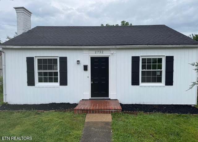 Property at 2752 Tarleton Ave, Knoxville, TN 37914, 2 beds, 1 bath