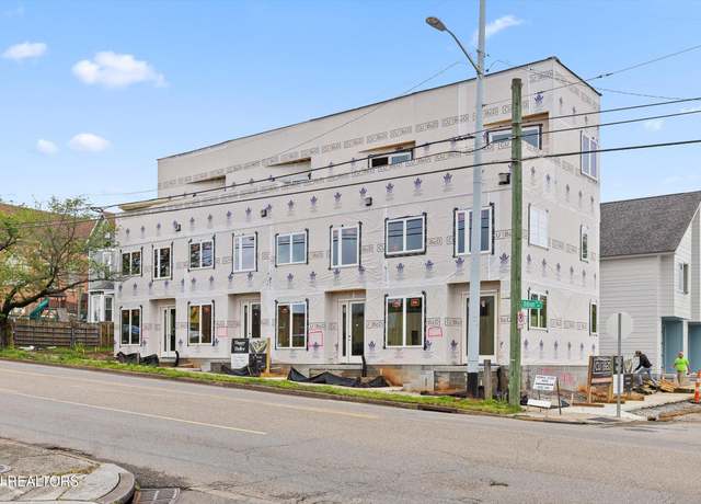 Property at 1602 N Central St #102, Knoxville, TN 37917, 1 bed, 1.5 baths