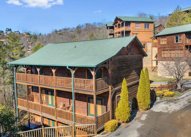 Property at 804 Great Smoky Way, Gatlinburg, TN 37738, 5 beds, 5 baths