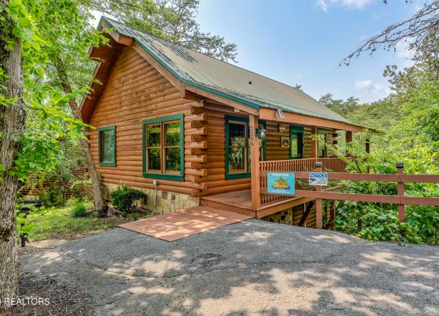 Property at 3206 Steeple Way, Pigeon Forge, TN 37863, 2 beds, 2 baths