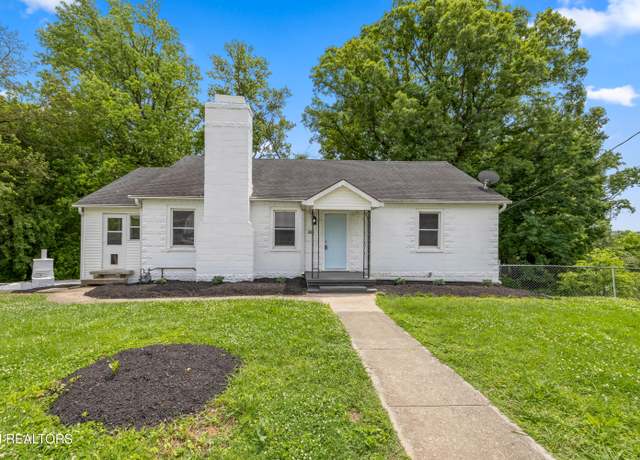 Property at 308 Nash Rd, Knoxville, TN 37914, 4 beds, 2 baths