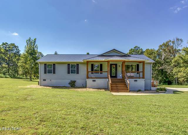Property at 3330 Tabor Loop, Crossville, TN 38571, 4 beds, 2 baths